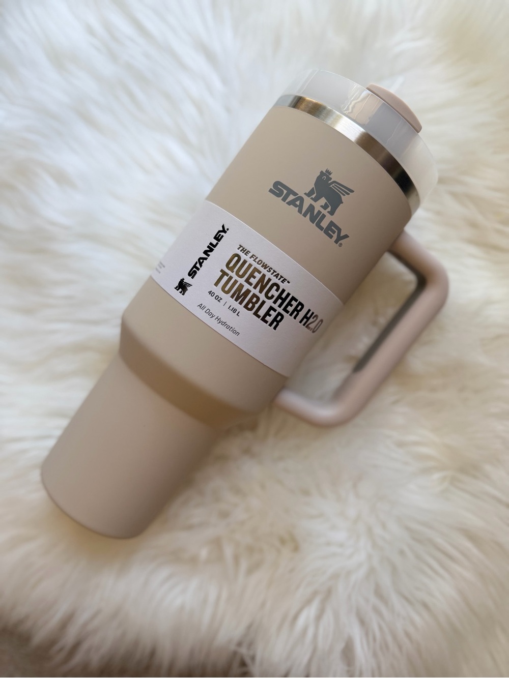 NWT The Quencher H2.0 FlowState Tumbler (Soft Matte) 40 OZ - Dune